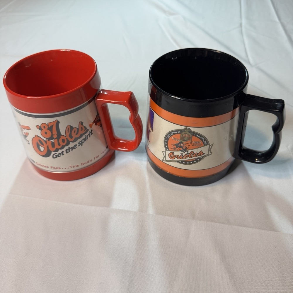Baltimore‎ Orioles Vintage Plastic Beer Mugs by ThermoServ 1970s/80s Collectible